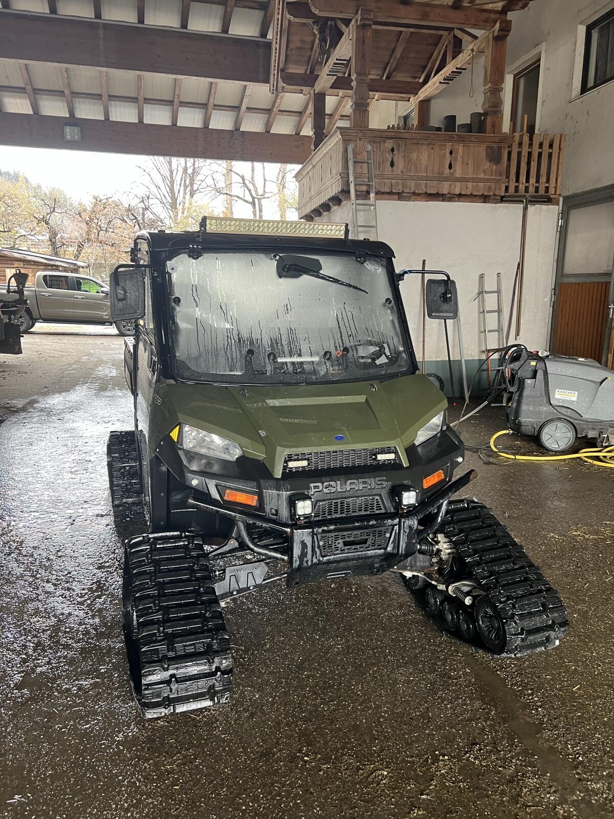 Polaris Ranger 900 1