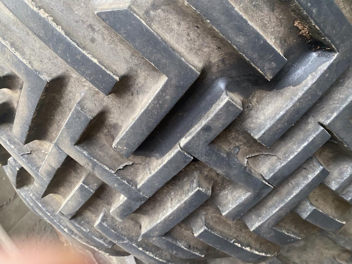 4 Terrareifen 31x15.50-15 2