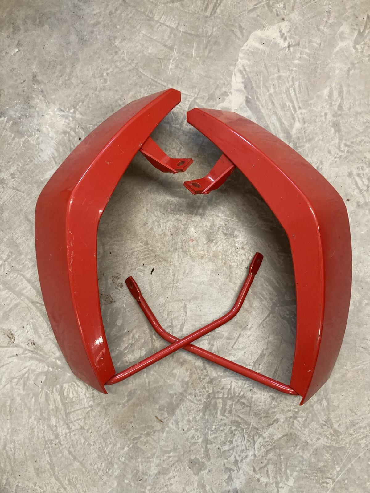 Steyr Plus Kotflügel Front 1