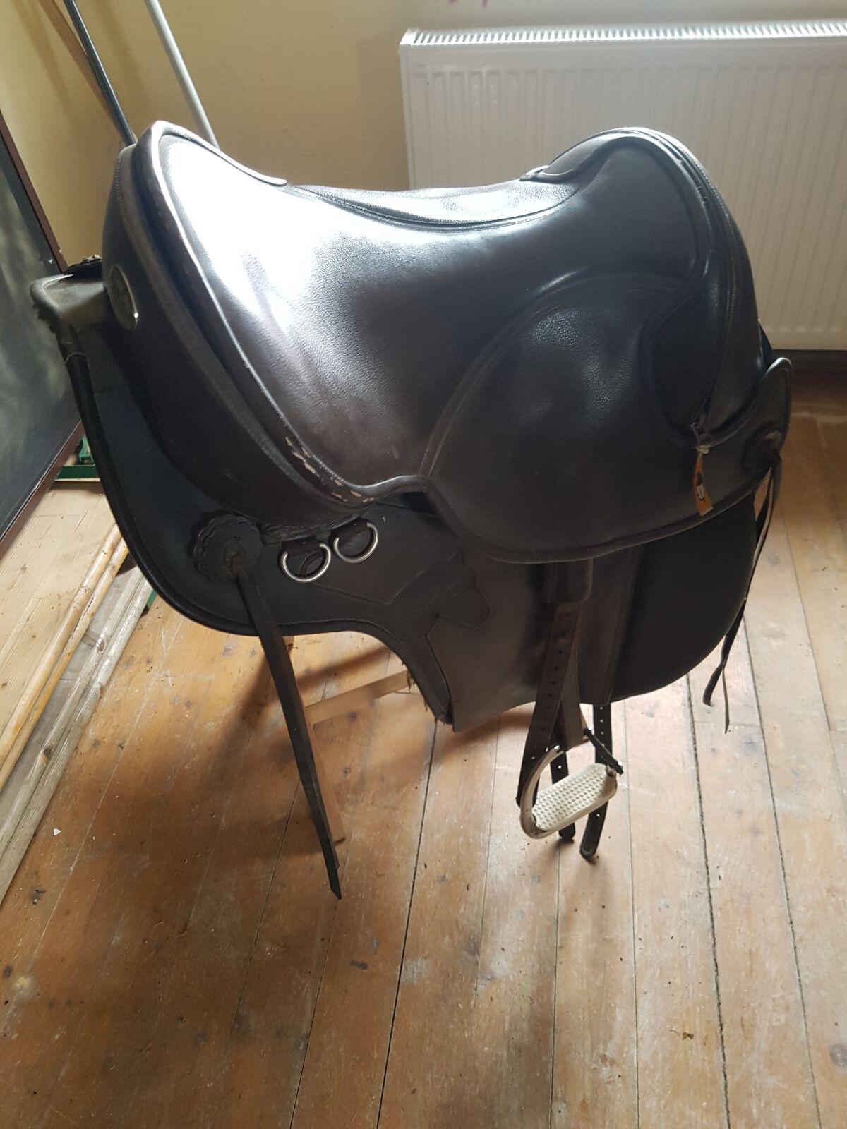 Sattel Barefoot Cherokee 2