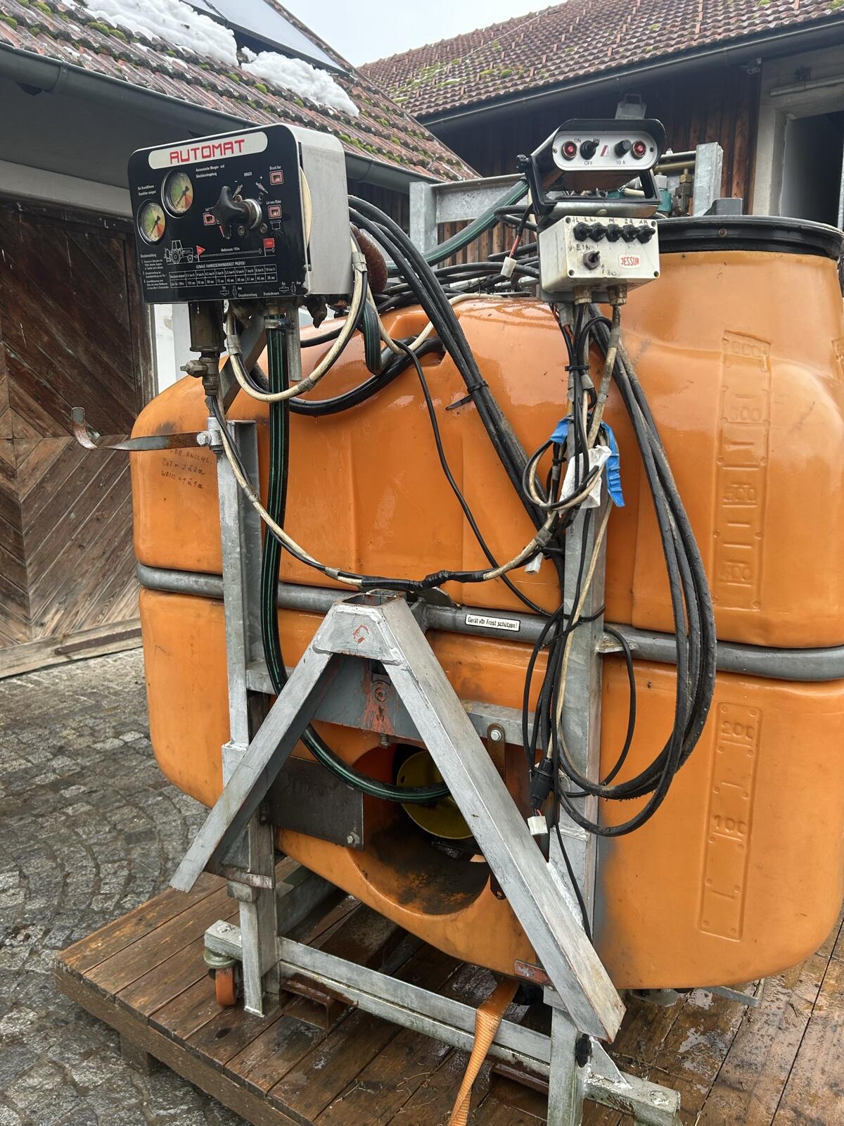 Feldspritze Jessur 1