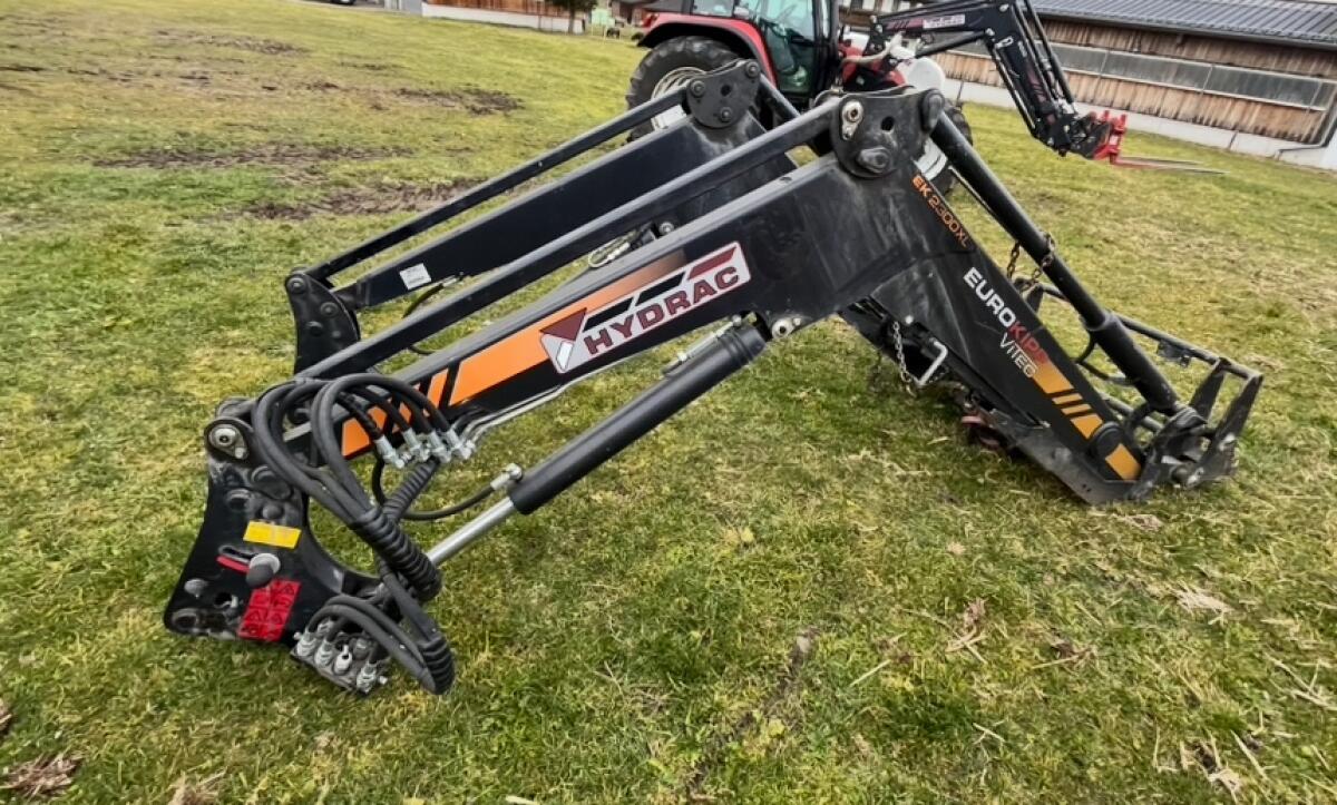 Frontlader Hydrac 2300XL 1