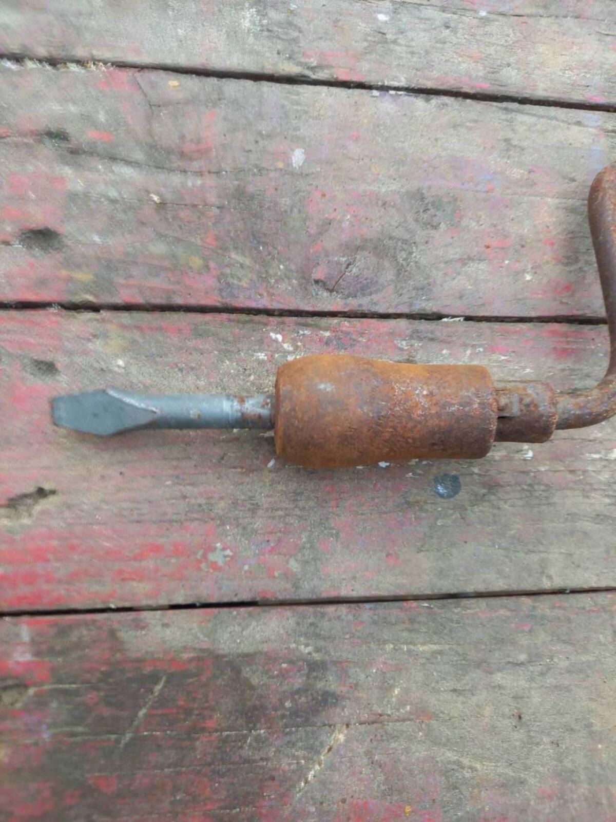 Alte Bohrwinde, nur noch Deko 2