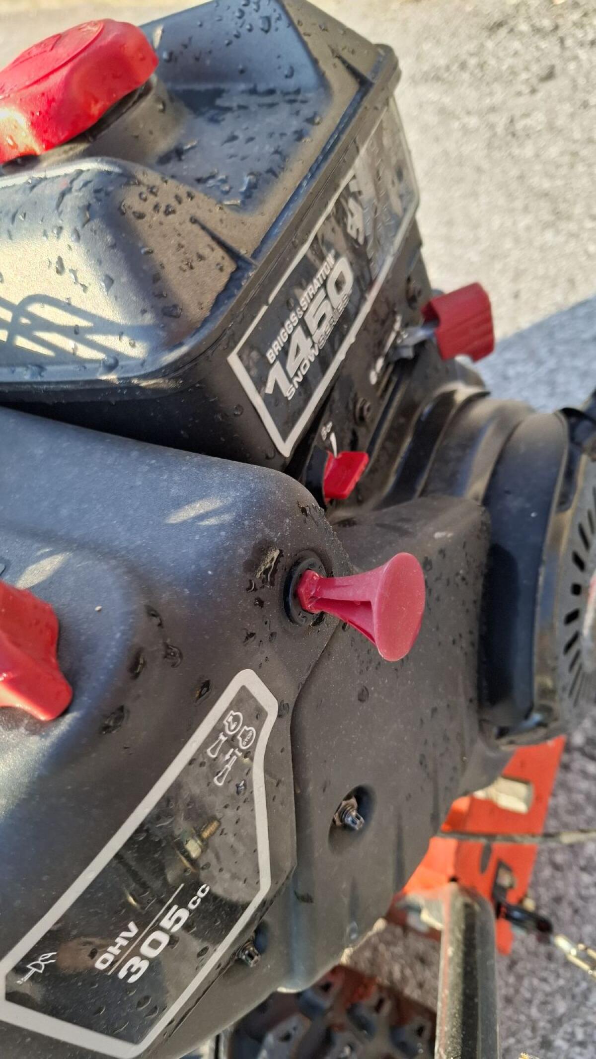 Ariens Deluxe 27 Schneefräse 3