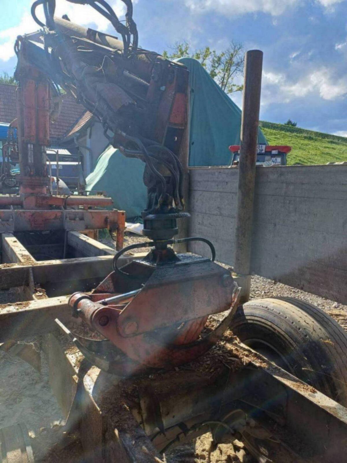 Verkaufe Krananhänger 3