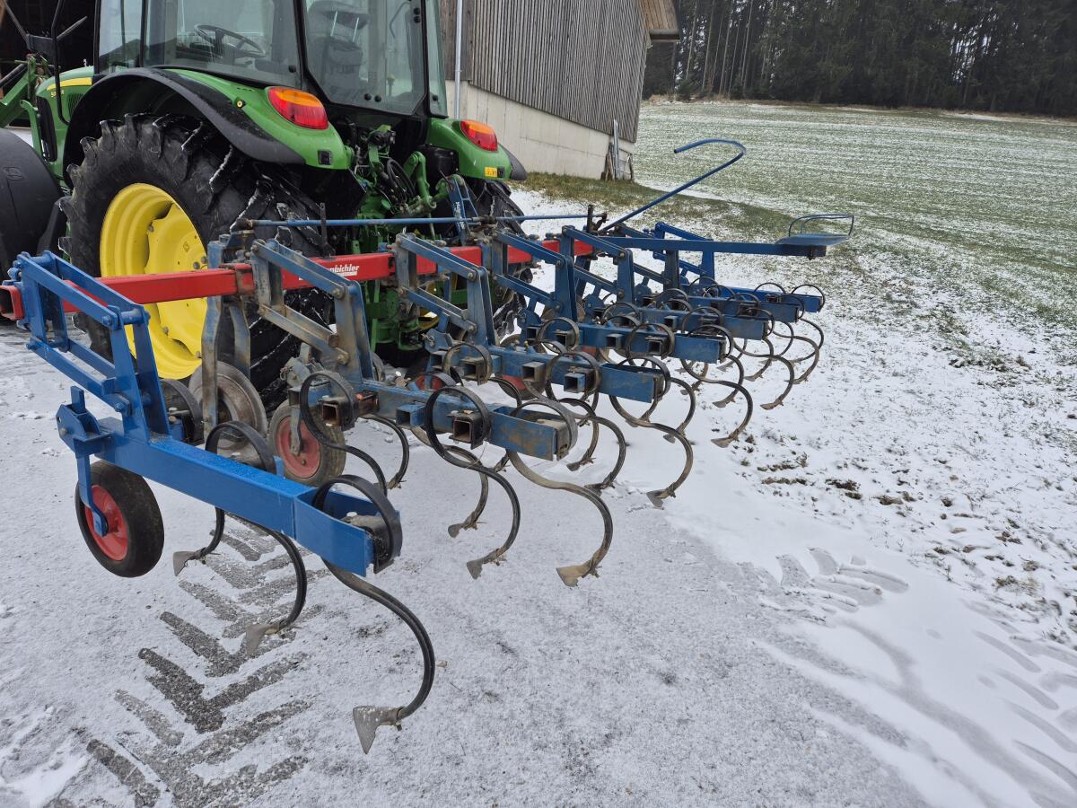 Hatzenbichler Reihenhackgerät 1