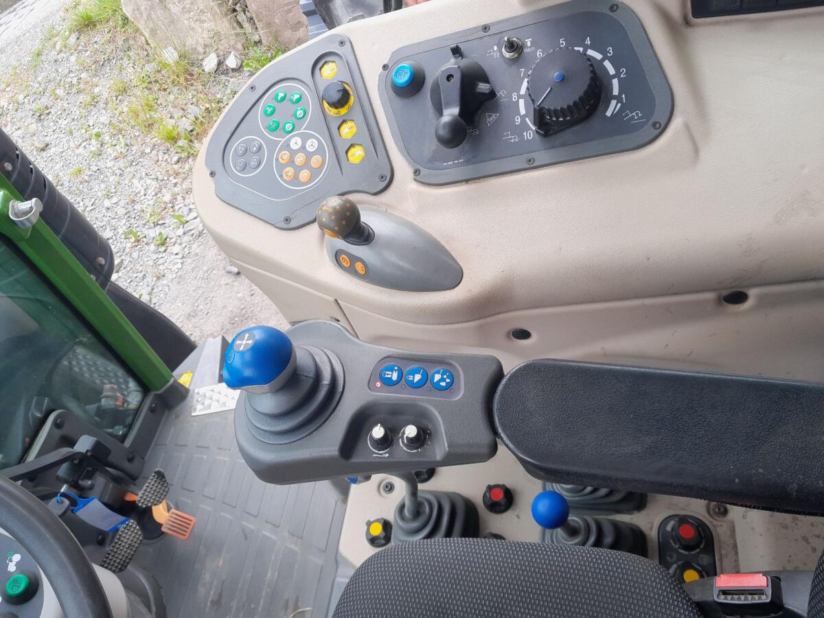 Verkaufe Fendt 211 Vario 2