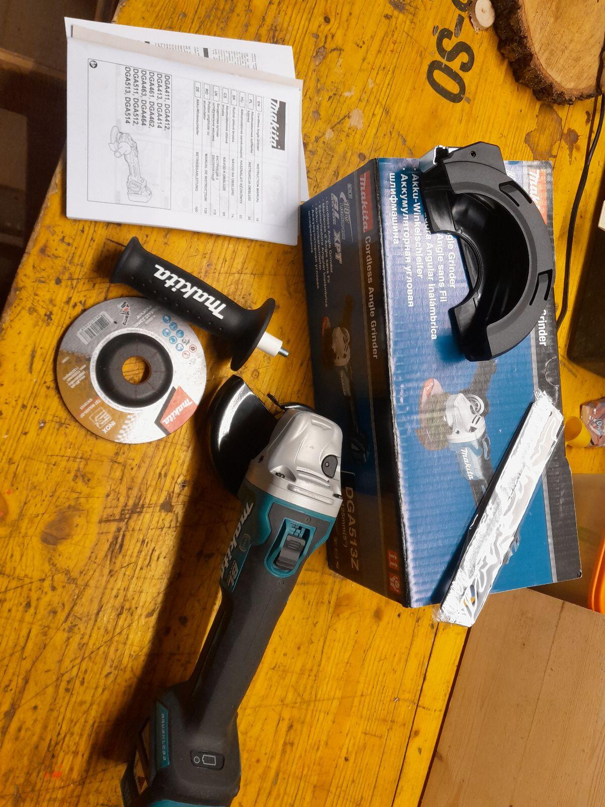 Winkelschleifer Makita DGA513Z 3