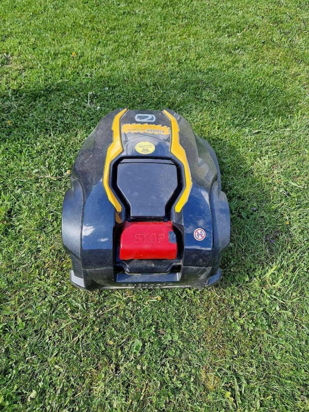 Cub Cadet XR5 2000 2