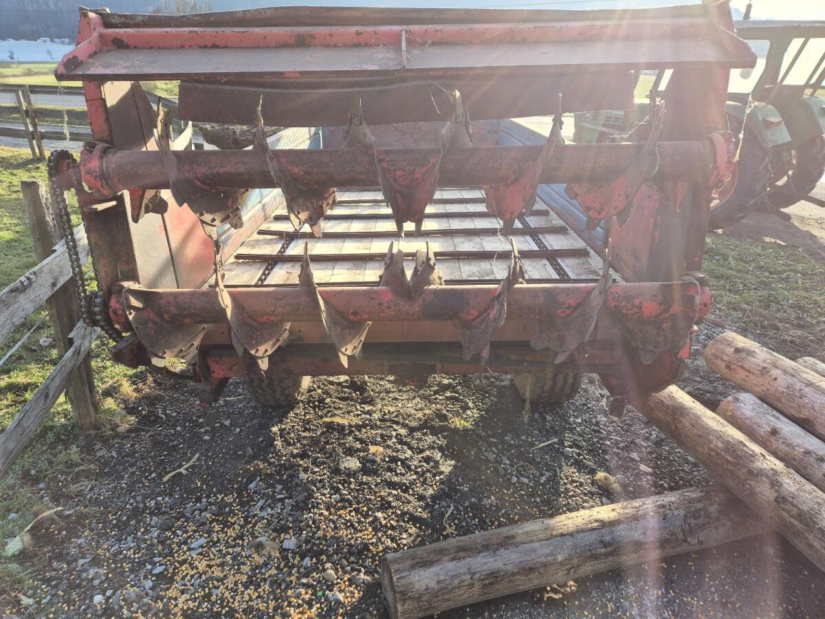 Mengele Miststreuer S380VR 3