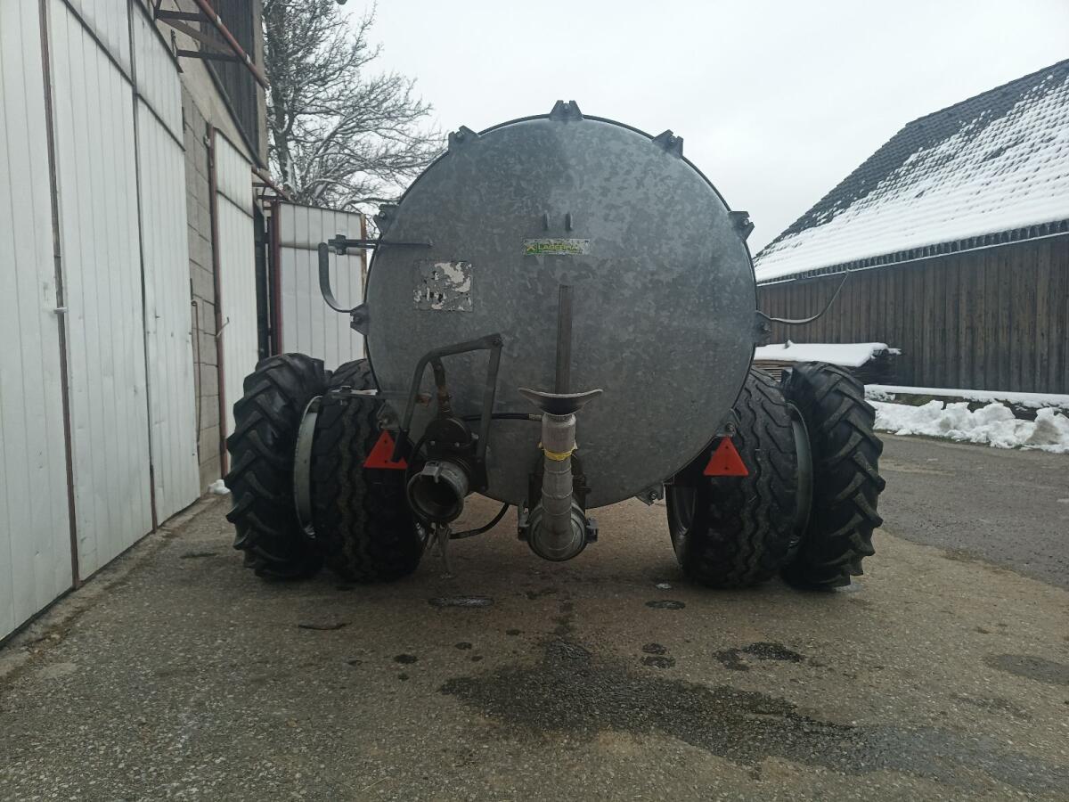 Vakuumat Güllefass 4.000 l 3