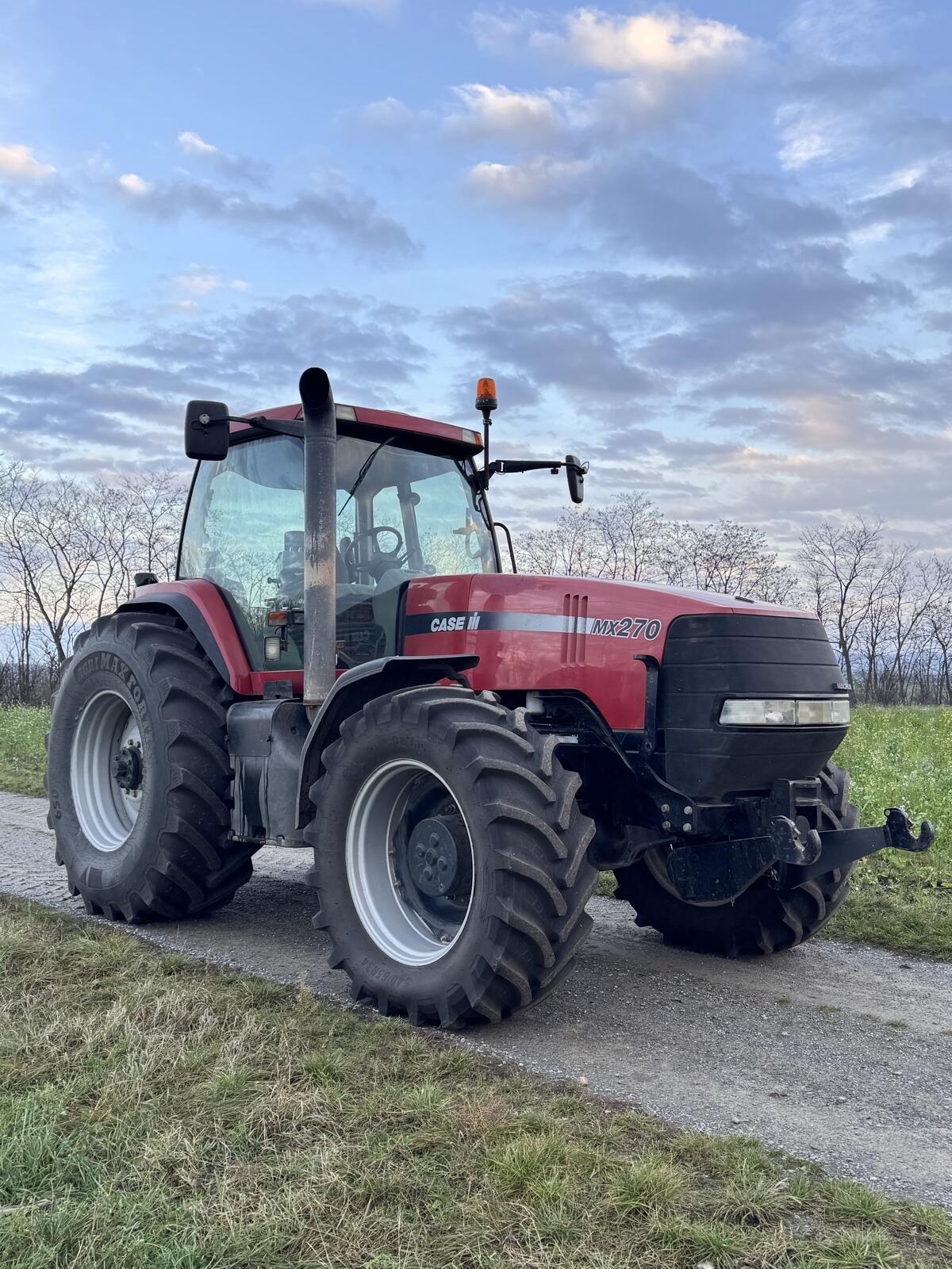 Case IH Magnum MX 270 3