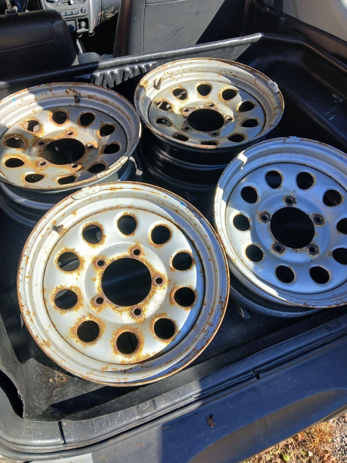 4 Stk. Stahlfelgen Suzuki Jimny 1