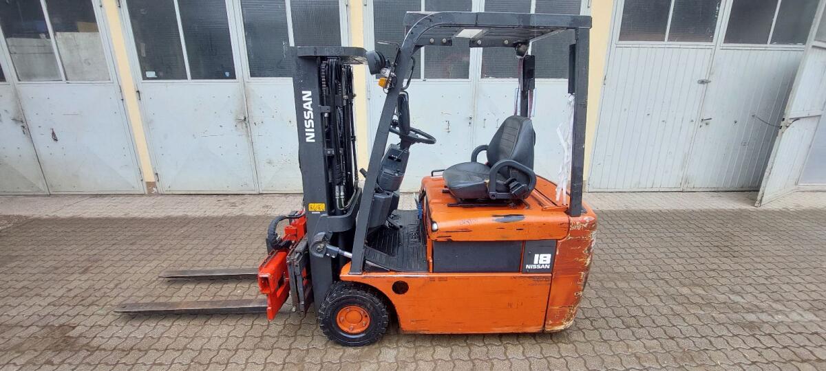 Nissan Elektrostapler 1