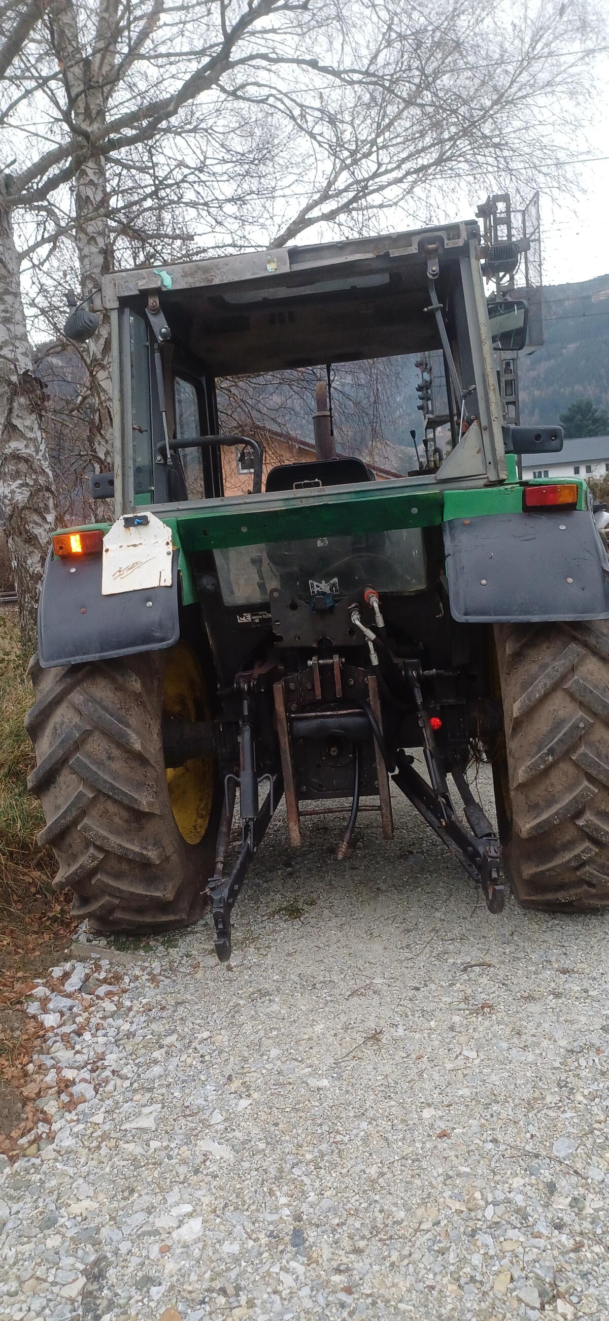 John Deere 3200 mit Motorschaden 2