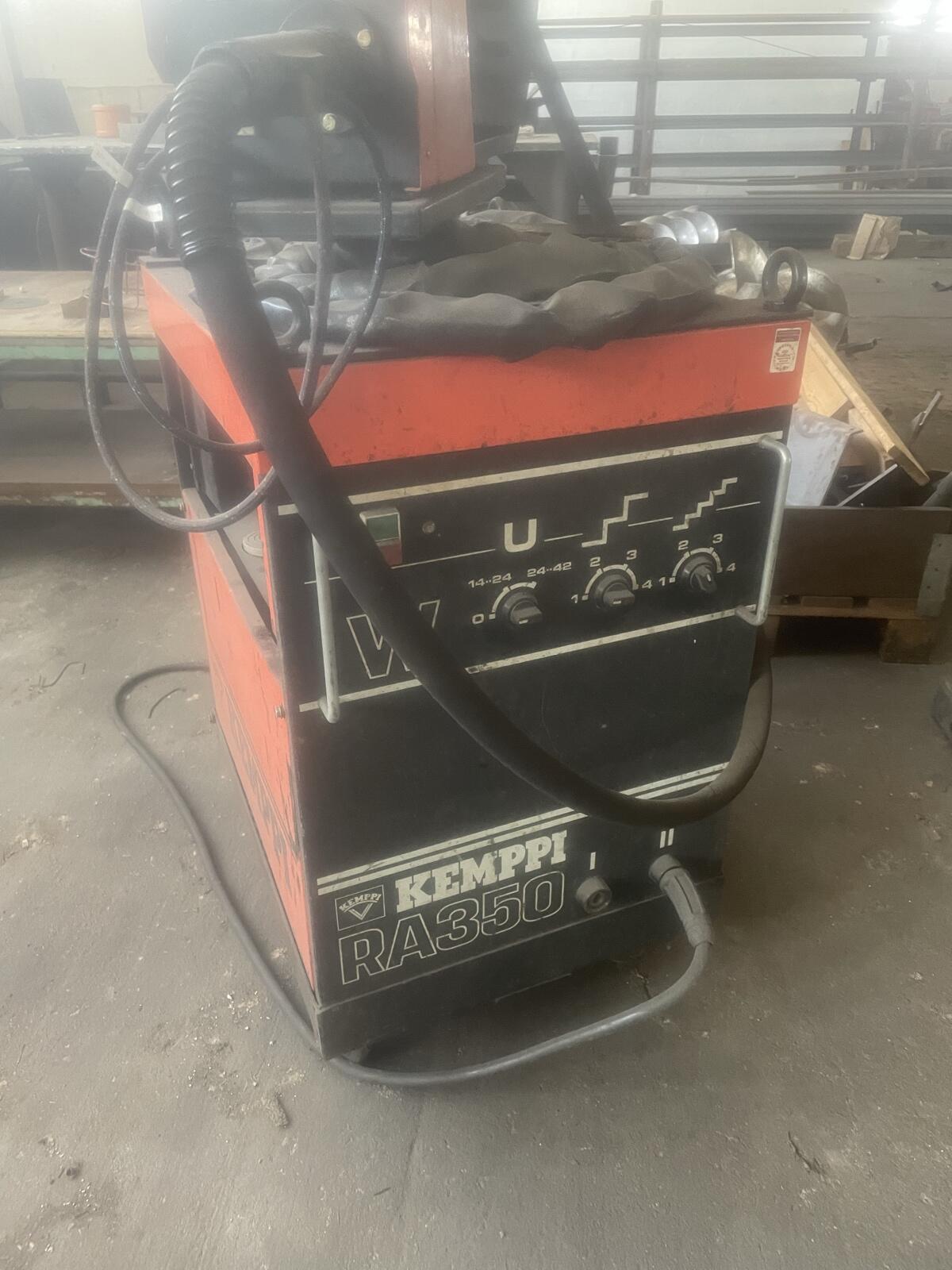 Schweißmaschine Kemppi RA350 1