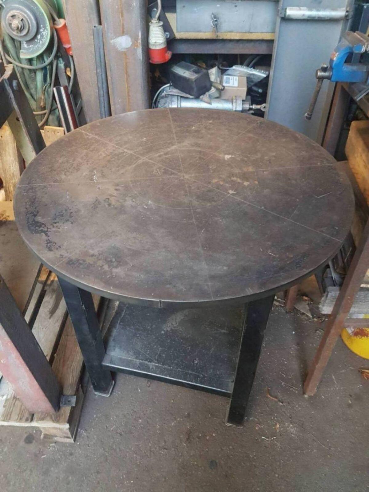 Schweißtisch Rund 1