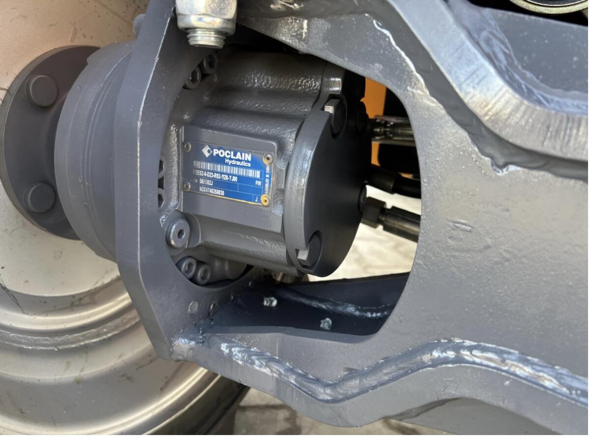 Hoflader Everun ERT1500, Perkins Motor, Mini-Teleskoplader 3