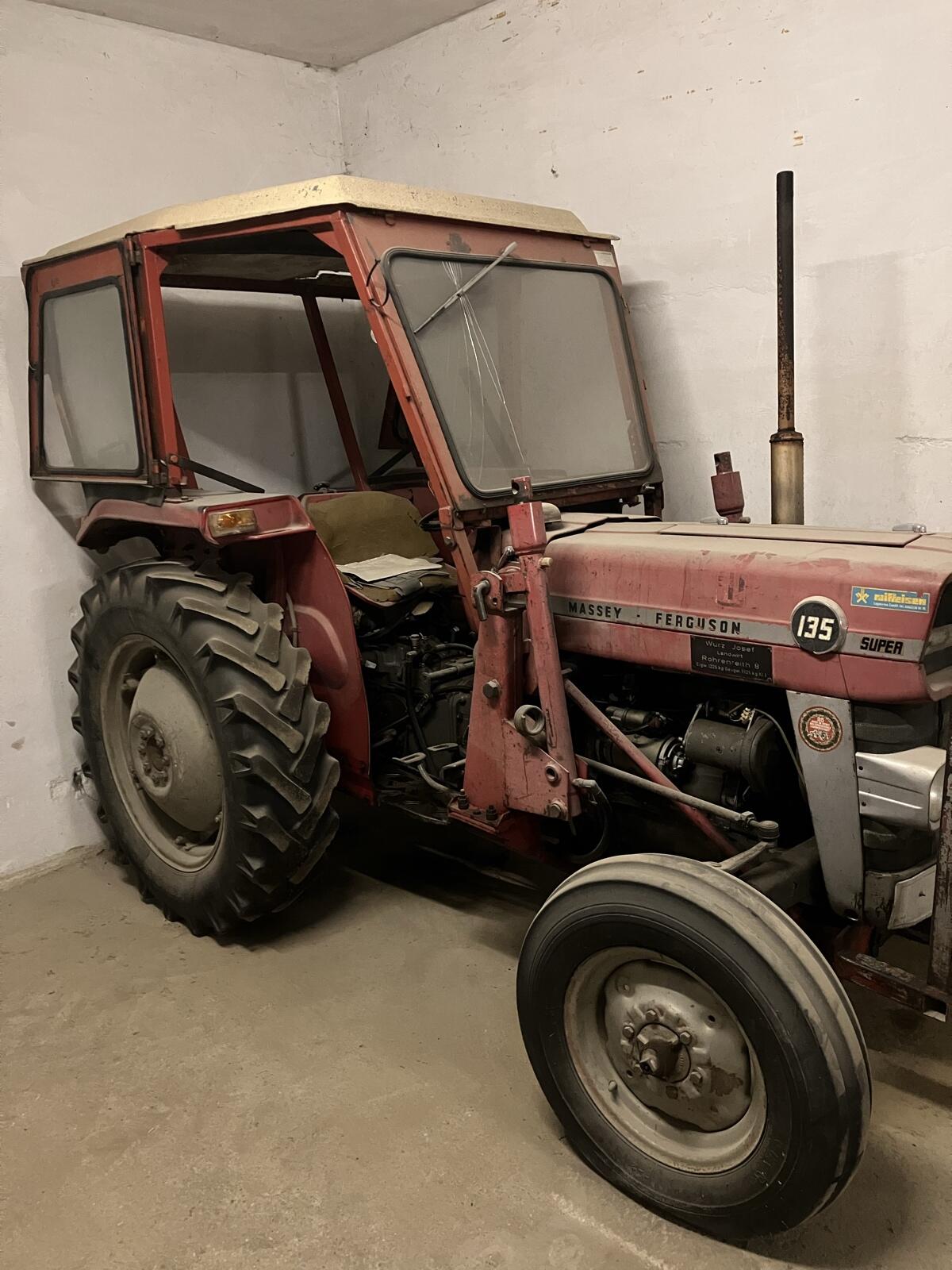 Massey Ferguson MF 135 2