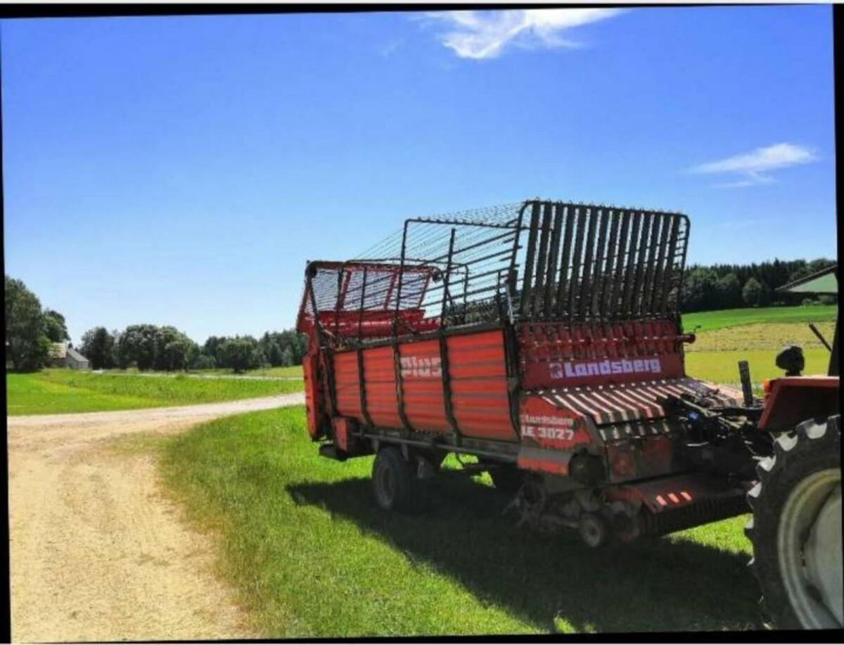 Landsberg Lade-/Erntewagen 3027 1