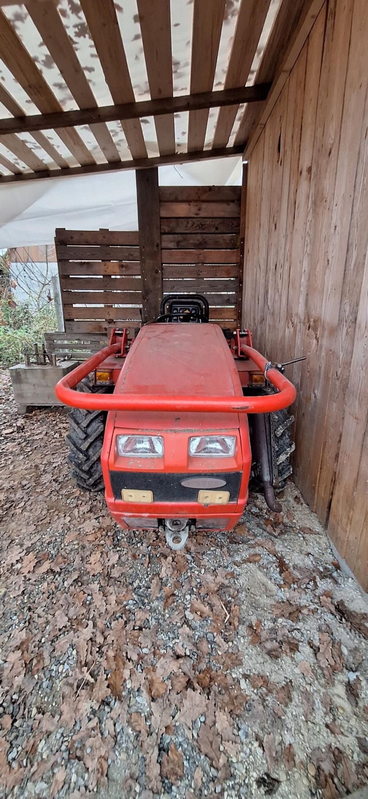 Goldoni Euro 40 Weinbergtraktor 1