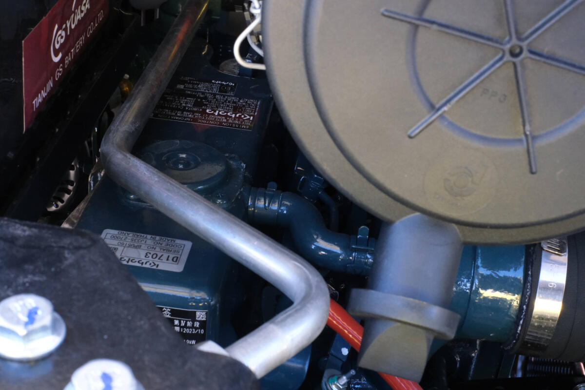 Vmeng Spartan SS1200 25PS Kompaktlader Raupenlader Skidsteer 2