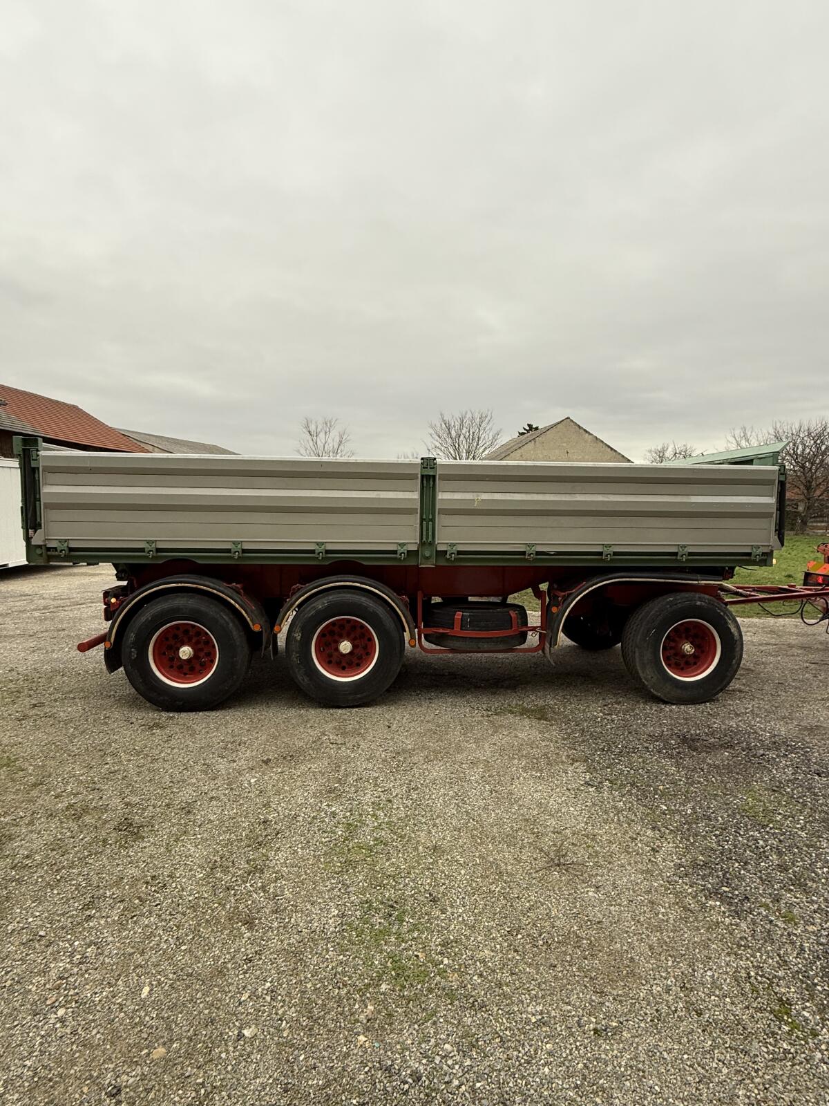 Schwarzmüller Kipper 2