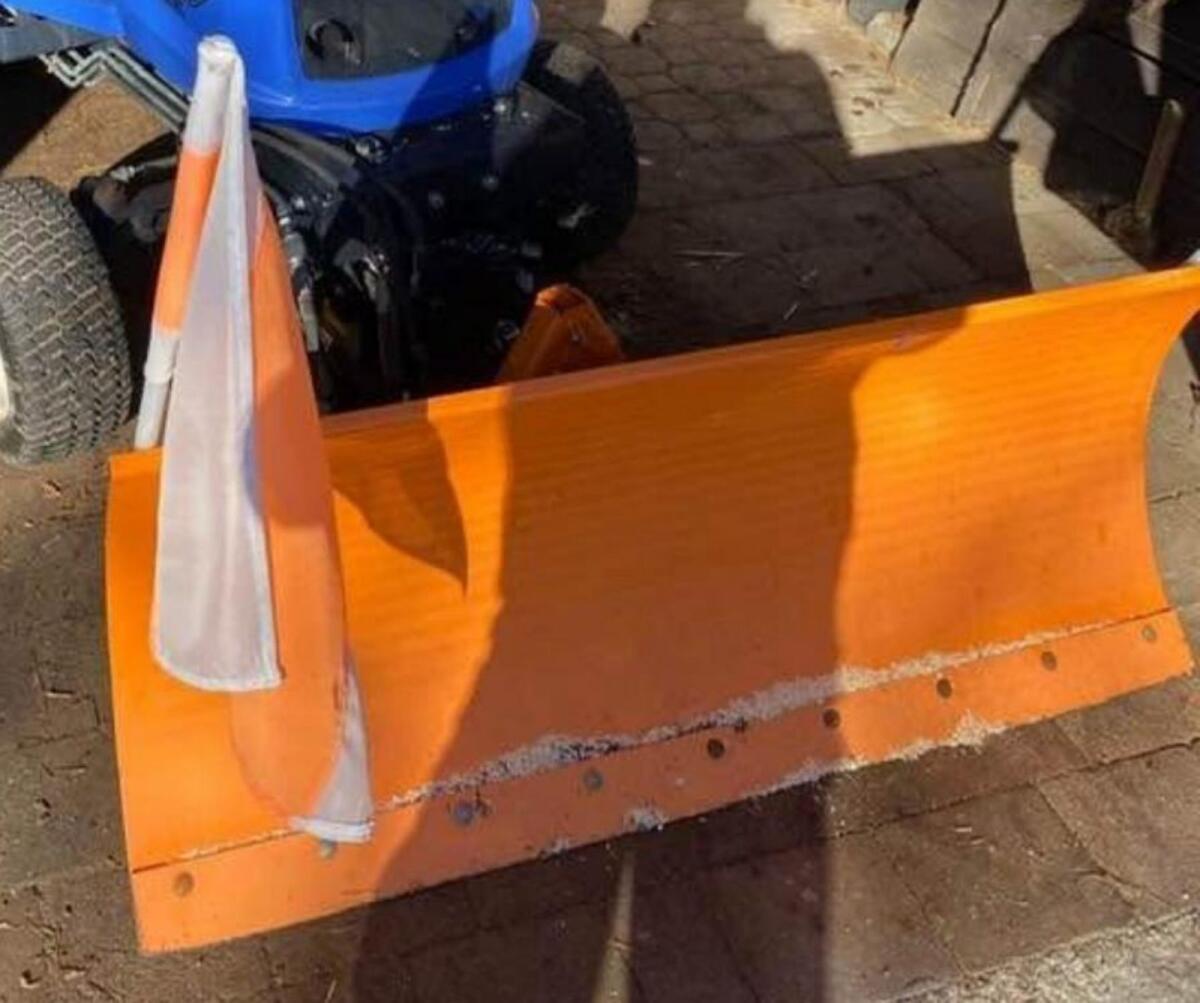 Schneeschild ISEKI 1