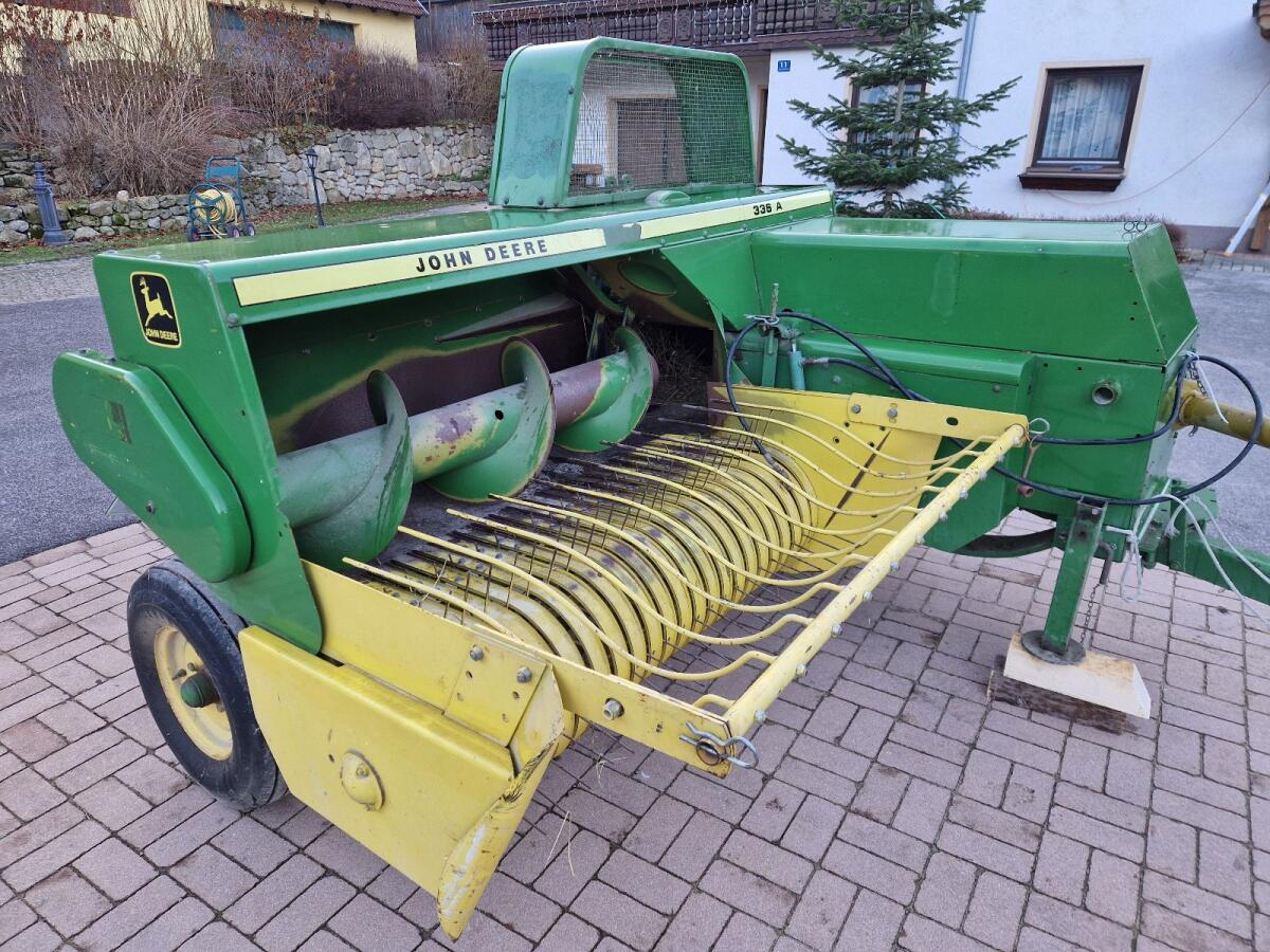 Kleinballenpresse John Deere 336A 1