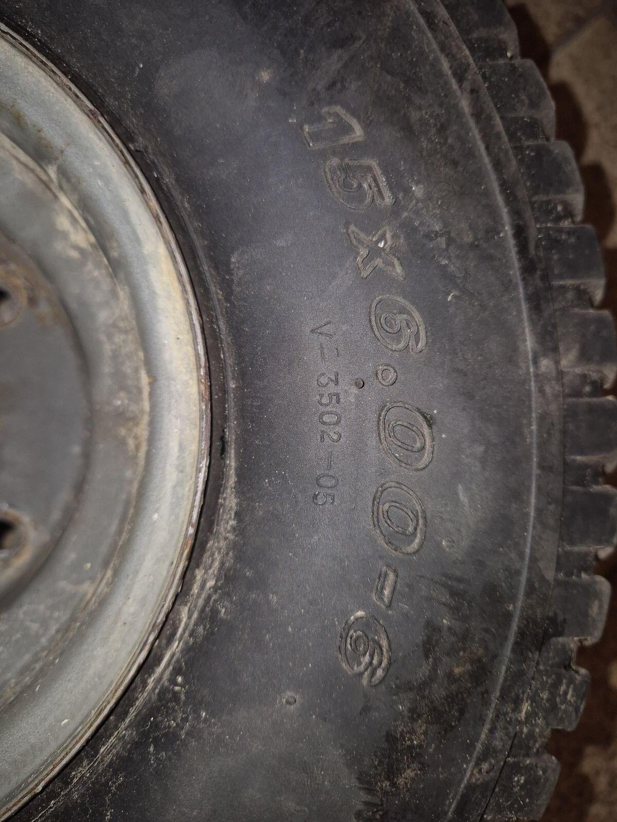 Luftrad auf 4-Lochfelge 15x6.00-6 2