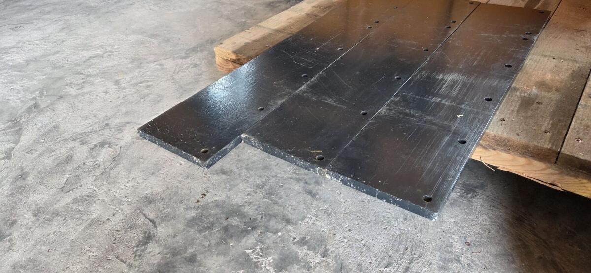 Hardox Schürfleisten 20mm 3 Stück 1