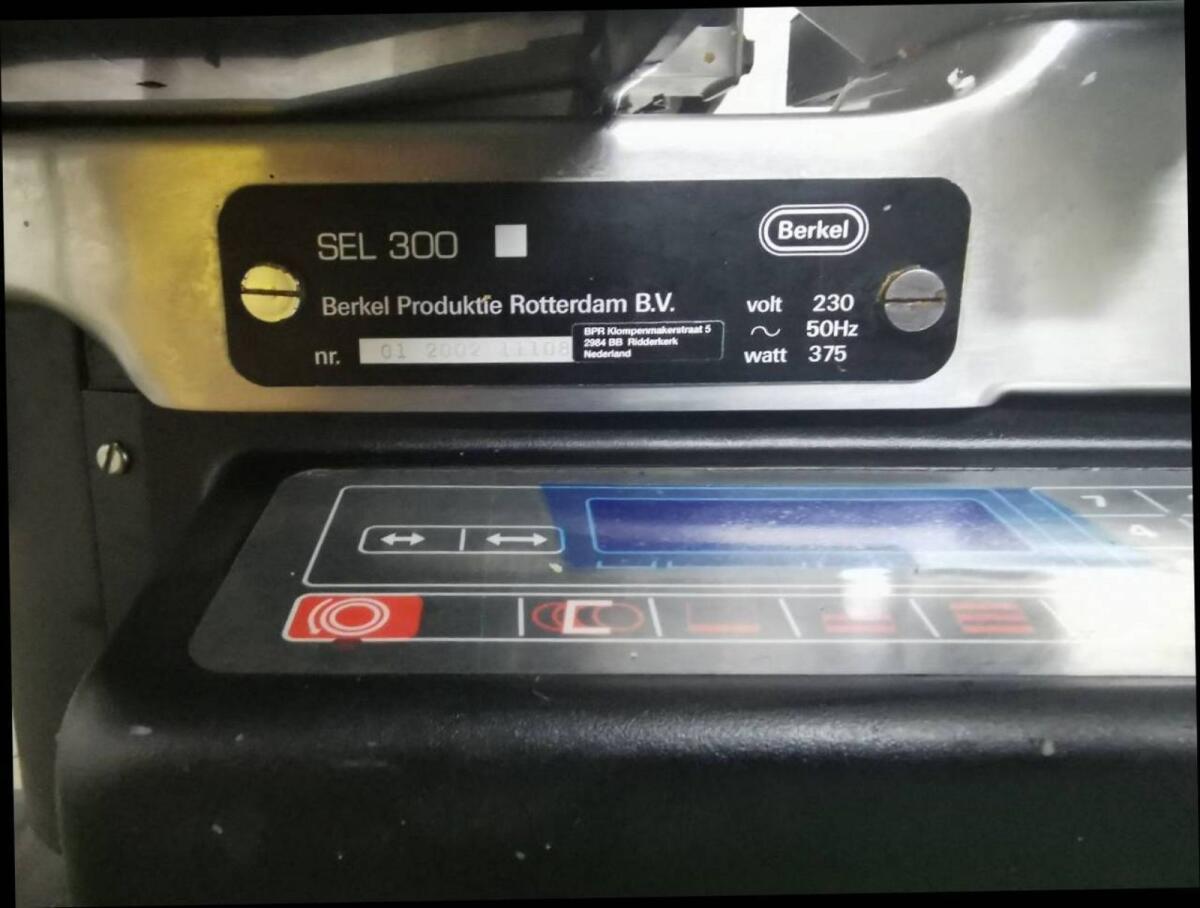 Schneidemaschine (Vollautomat) SEL 300 2