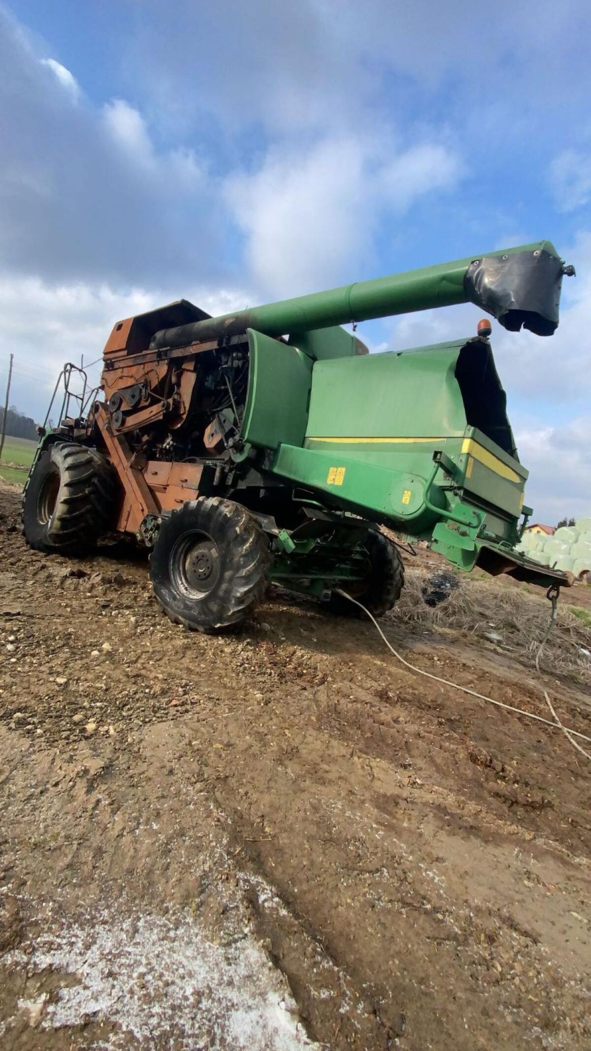 John Deere Teile Brandschaden Mähdrescher WTS 9580 1