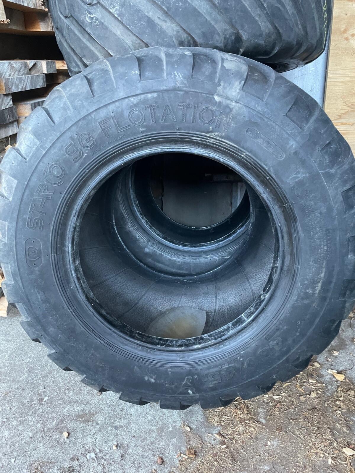 Reifen, Anhänger, Forstanhänger 480/45-17 3