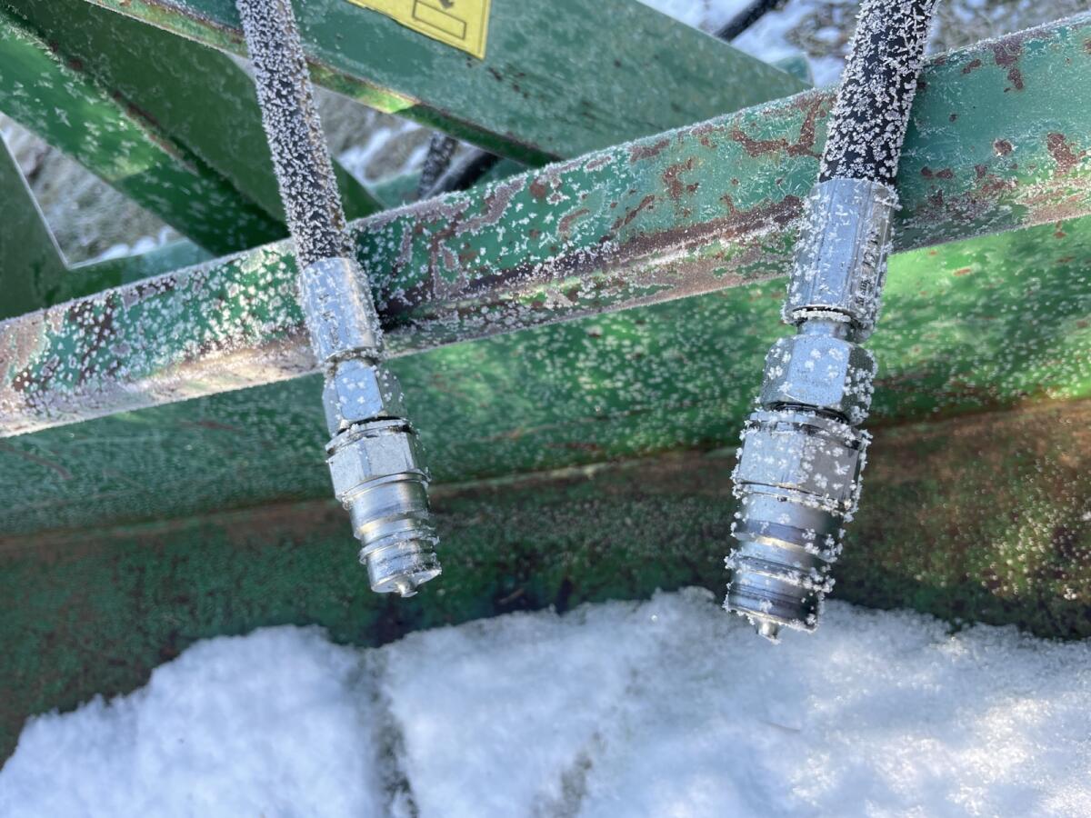 Kippmulde Fritz DW mit Hardox Schürfleiste 3