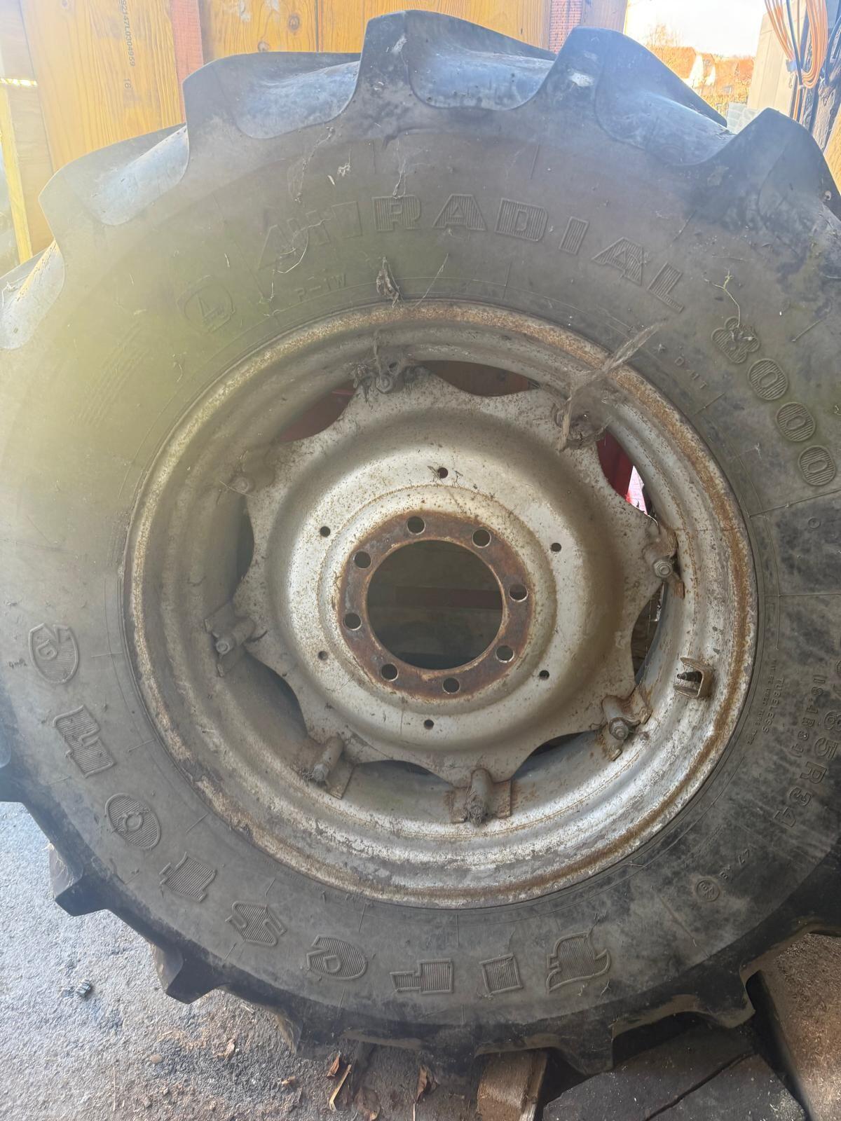 Felgen, Reifen 9000 Steyr 2