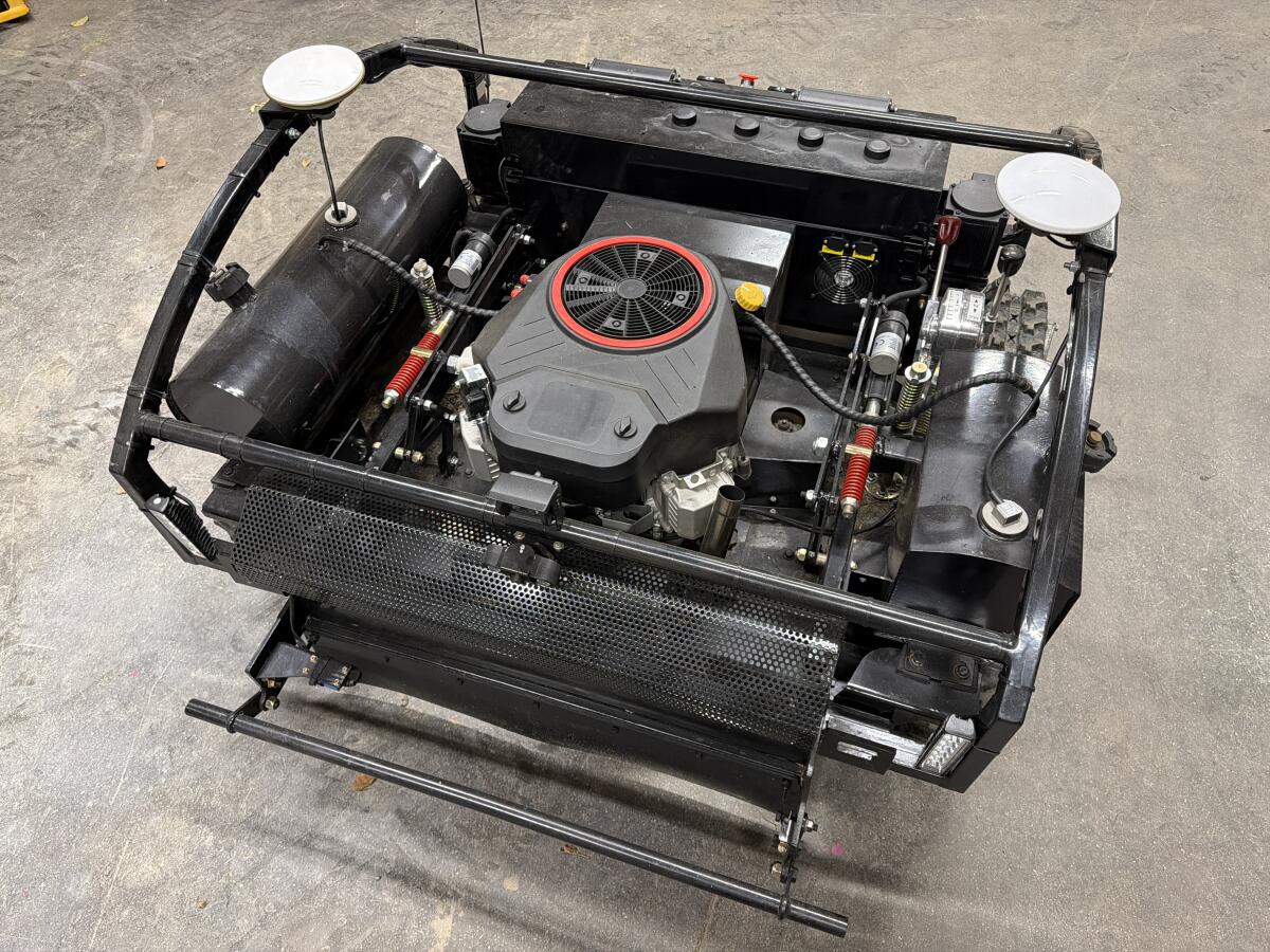 Steilhangmäher mit 1 m Schnittbreite & GPS-Autonomie 1