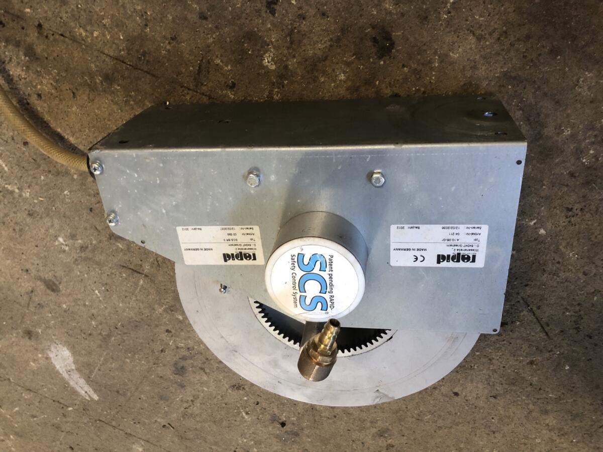 Luftschlauchaufroller inkl. Schlauch 2