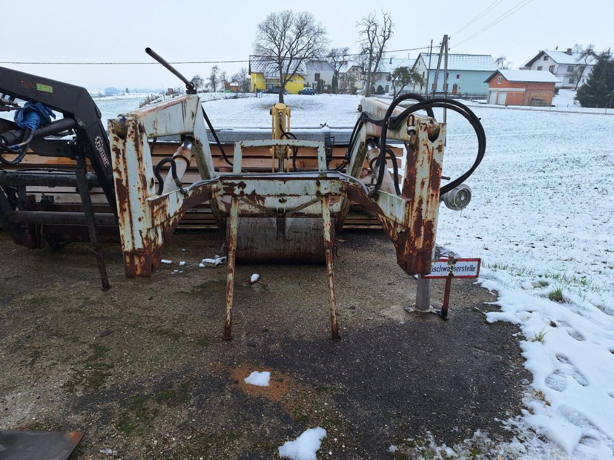Hauer Abstellfrontlader vollhydraulisch Steyr 650/760 2
