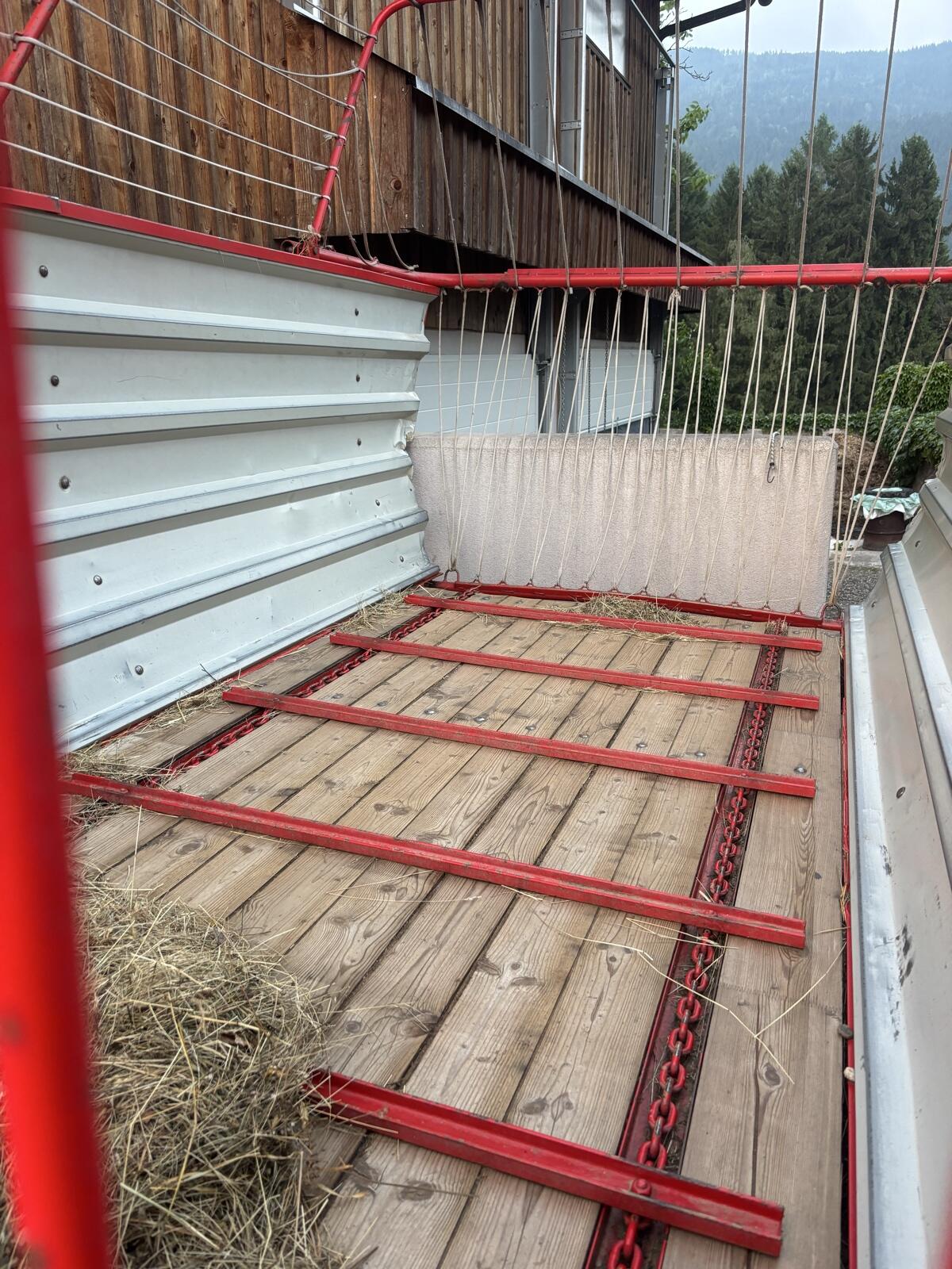 Pöttinger Hit 1 Ladewagen 3