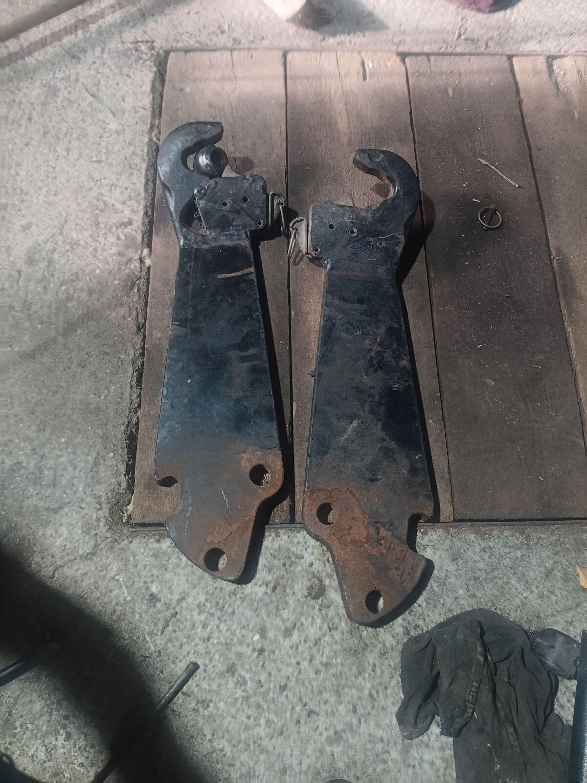 Unterlenker Fronthydraulik 1