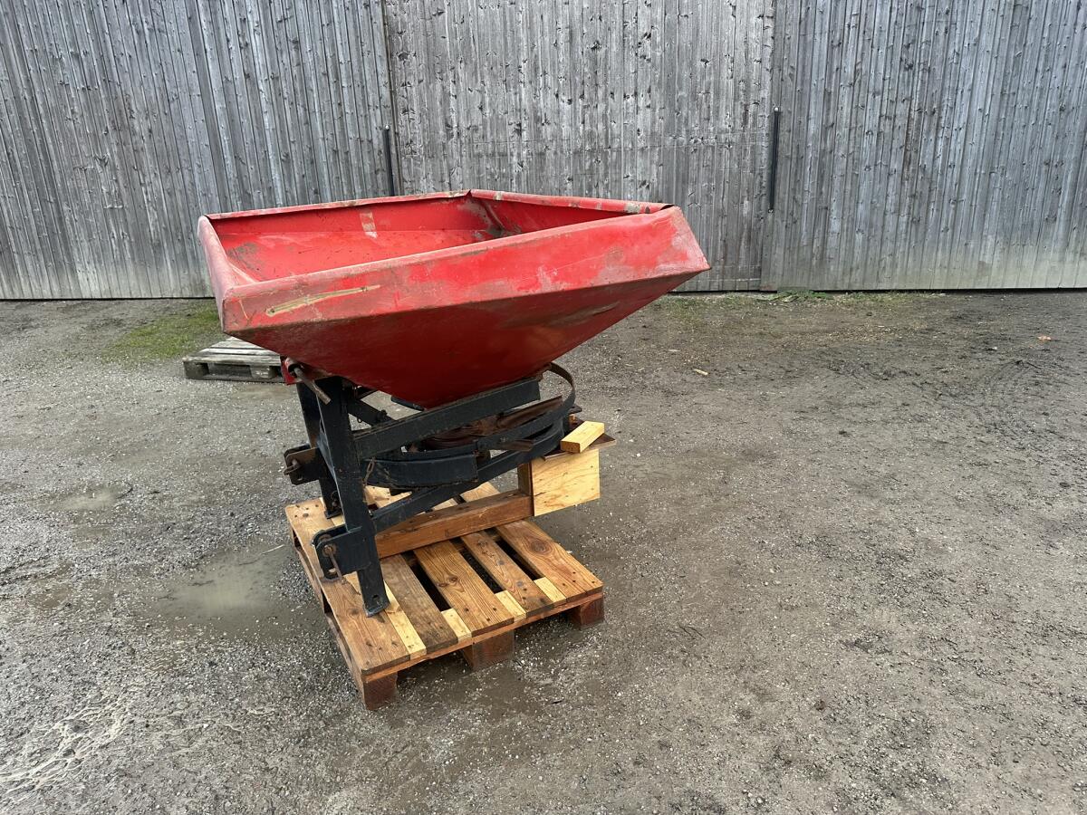 Mineraldüngerstreuer Lely 3