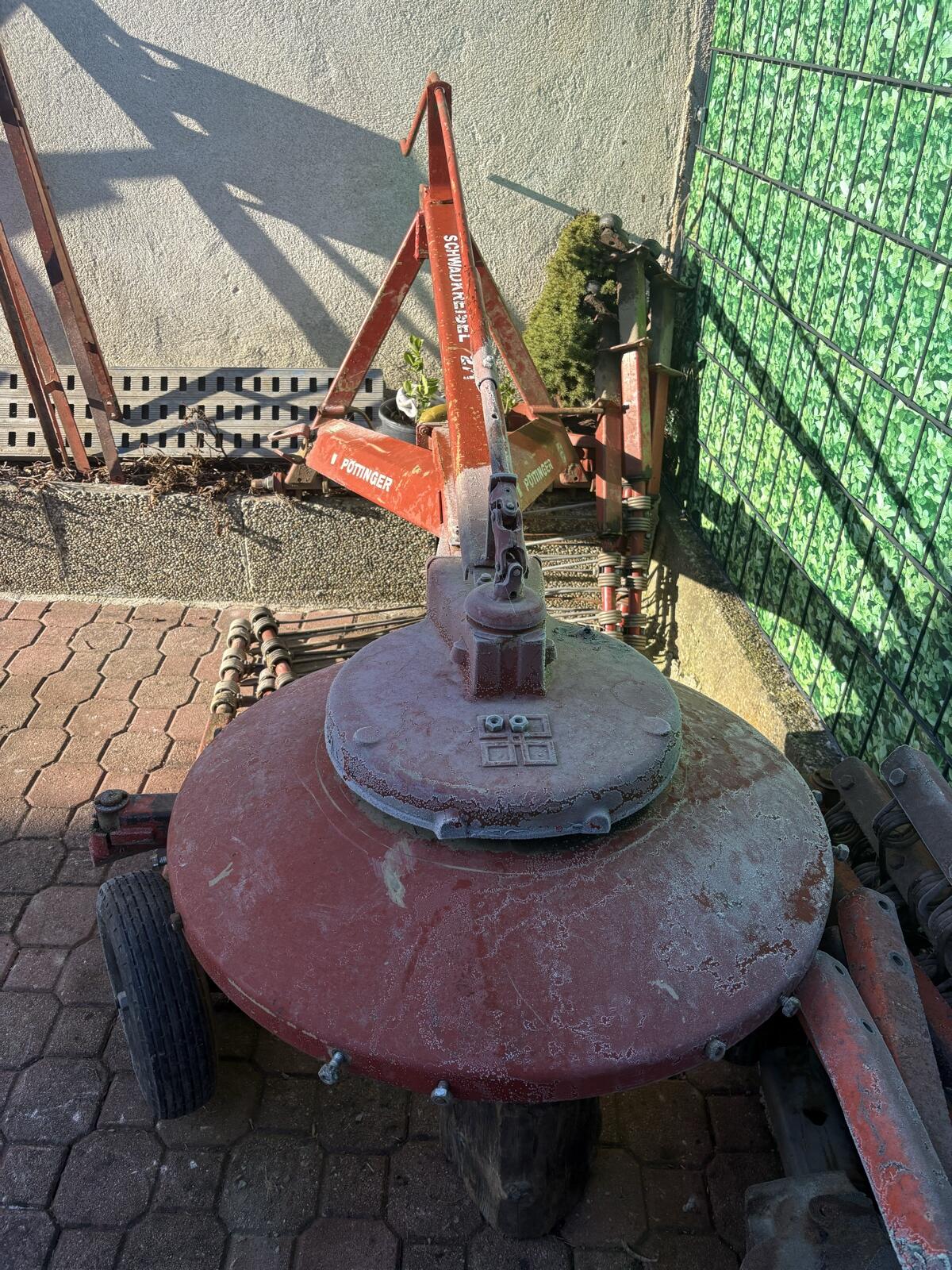 Schwader Pöttinger 301 U 2