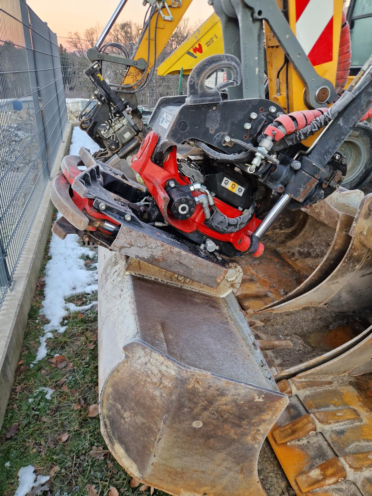 Liebherr Compact 912 3