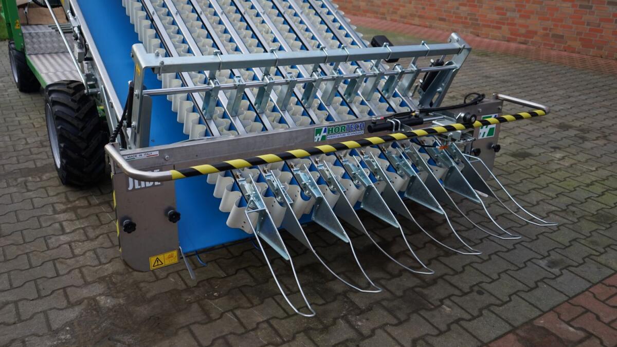 HORTECH – SLIDE FWB 180 Allrad selbstfahrende Erntemaschine 3