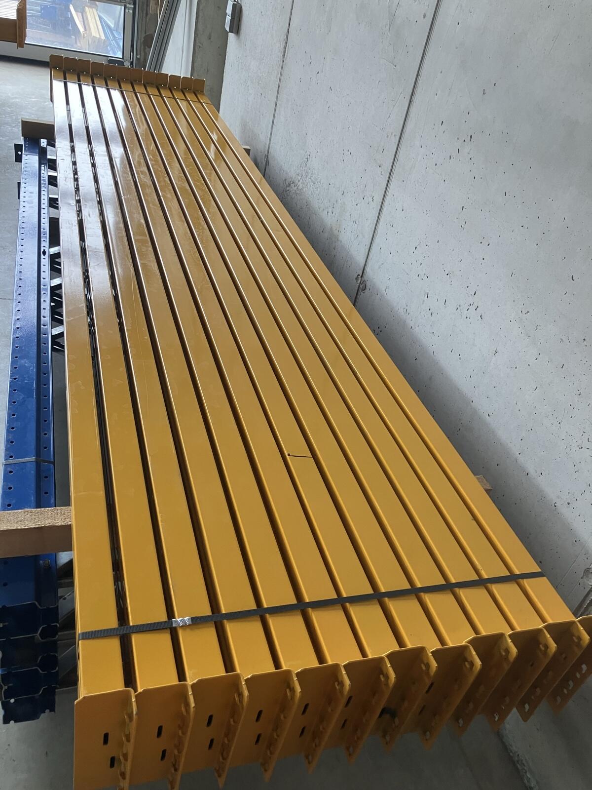 Schwerlastregal 11,2 lfm 3