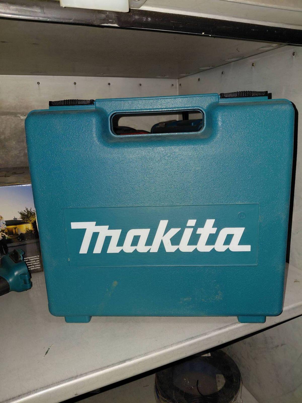 Bohrmaschine Makita 2