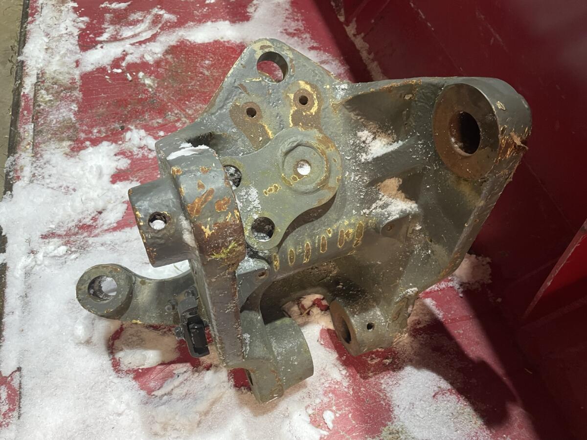 Schwenklagerbock Volvo Bagger 2