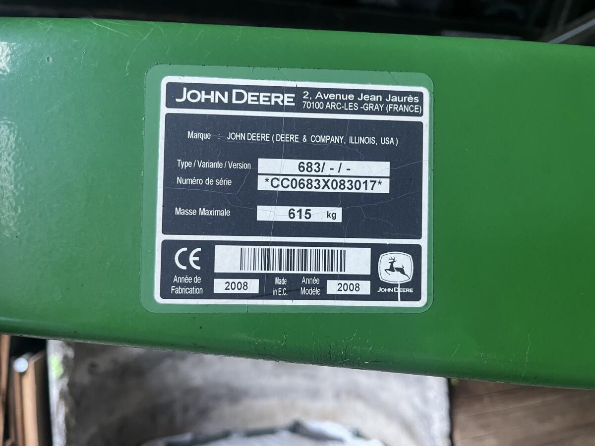 John Deere Frontlader 683 3