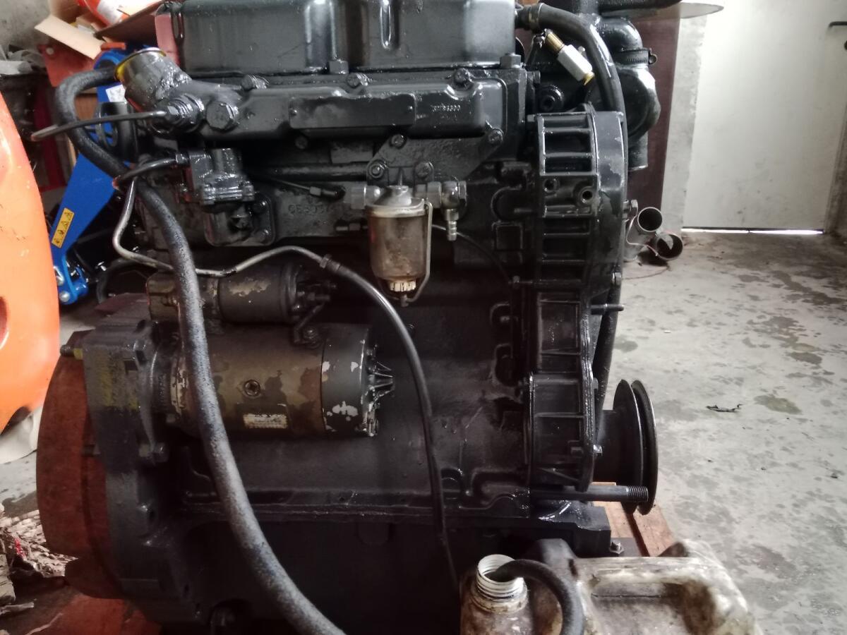 Perkins 3-Zylinder 3